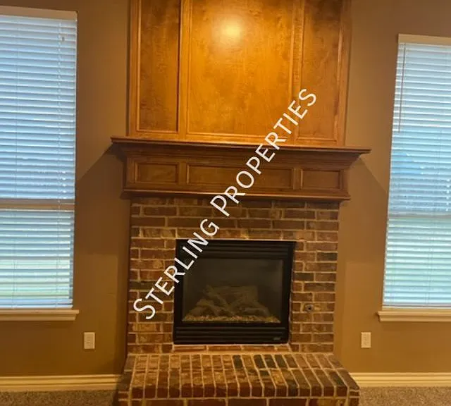 401 Durkee Rd — Photo 11