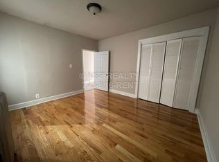 5672 N Ridge Ave #1S, Chicago, IL 60660