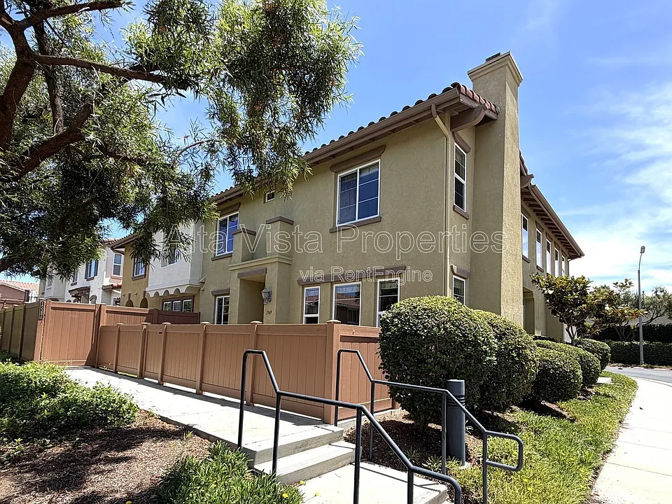 1349 Isabella Way