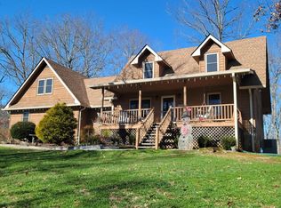 805 Ivylog Conn Rd, Young Harris, GA 30582