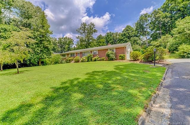 1st image of 401 Whispering Hills Dr