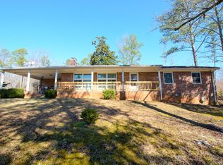 726 Meadowbrook Rd, Carrollton, GA 30117