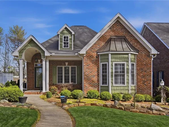 3359 York Rd, Winston Salem, NC 27106