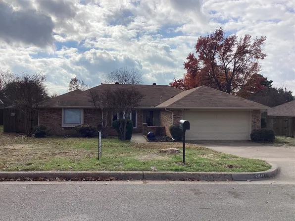 2841 Southridge Dr, Grapevine, TX 76051