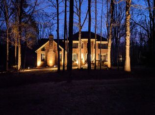 9507 White Hemlock Ln, Charlotte, NC 28270