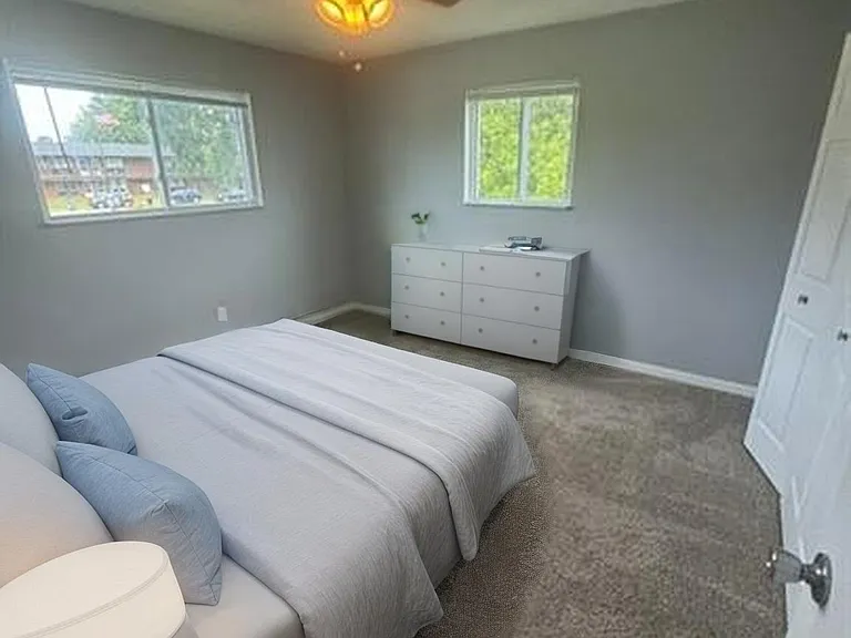 515-541 E Saint Clair St #537 — Photo 5