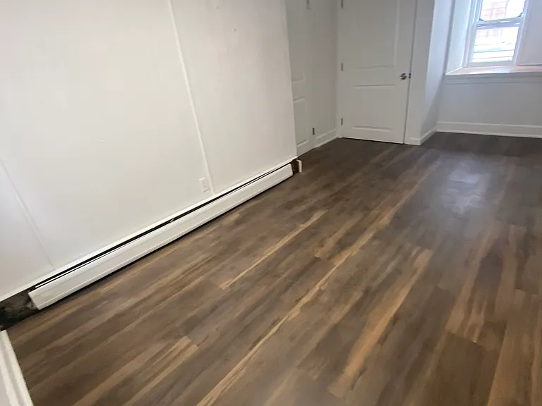 61 Highland St — Photo 4