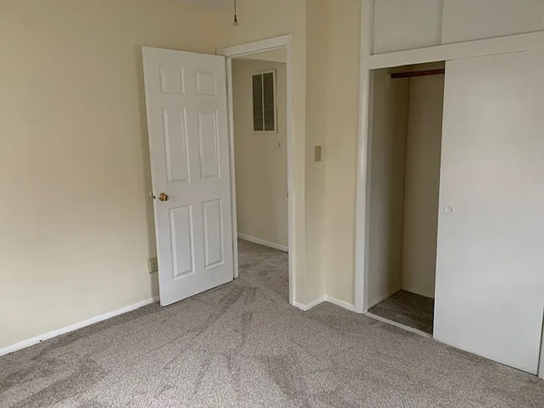 1334 N Linden St — Photo 7