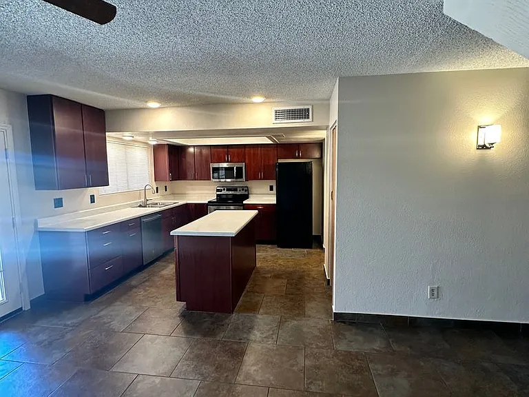 5805 W Evans Dr — Photo 13