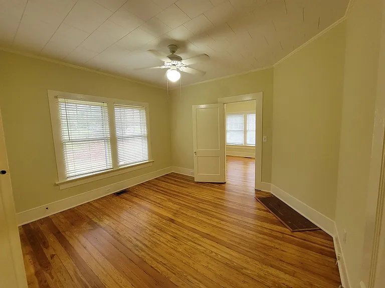 251 Archer St — Photo 20