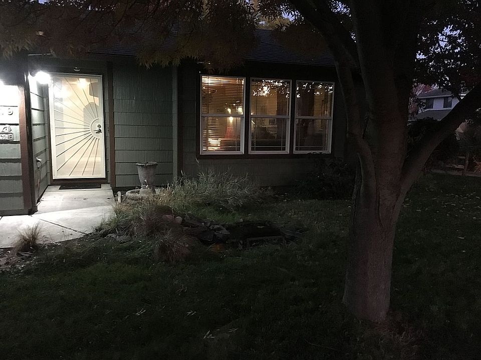 1st image of 1419 Clearwater Dr