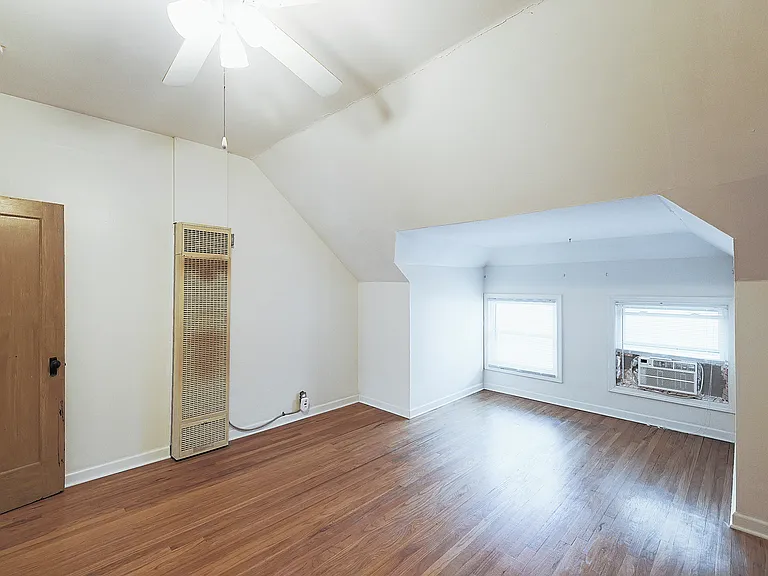 1745 E St #3 — Photo 2