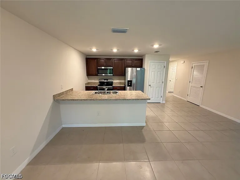 4409 Garden Blvd — Photo 7