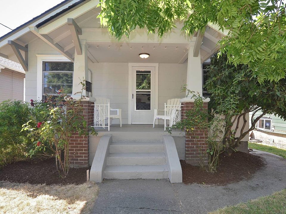 Welcome home to this happy Georgetown home with a great porch to enjoy your morning coffee or late afternoon happy hour.