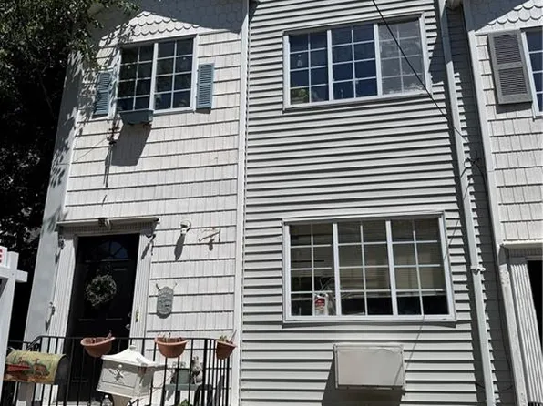45 Benziger Ave, Staten Island, NY 10301