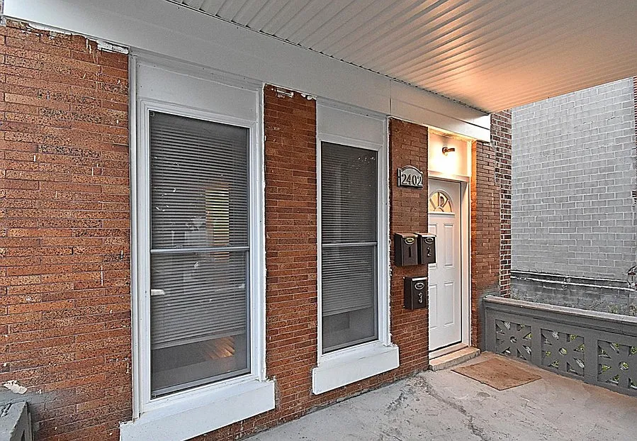 1 bed, 900 sqft, $1,195 — Photo 2