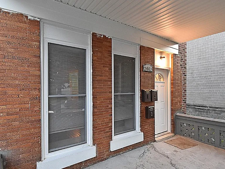 2402 Lakeview Ave #2 — Photo 2