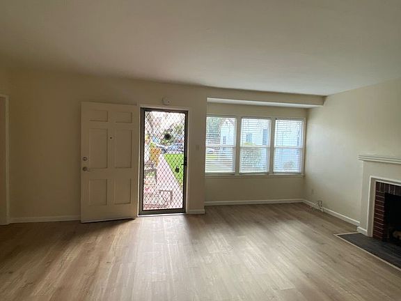 4th image of 245 E 25th St