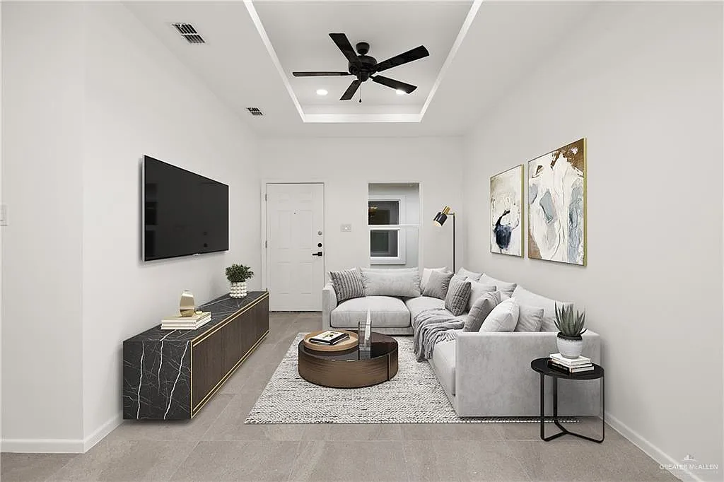 3 bed, 2.0 bath, 1106 sqft, $1,350 — Photo 4