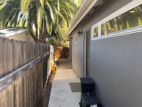 Private entrance.