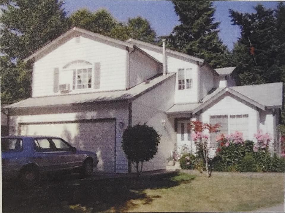 1st image of 3039 Applehill Ct NE