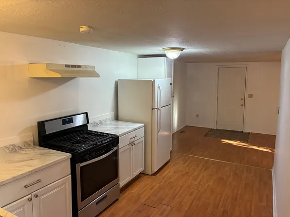 1302 Walnut St APT 4, Kent, OH 44240