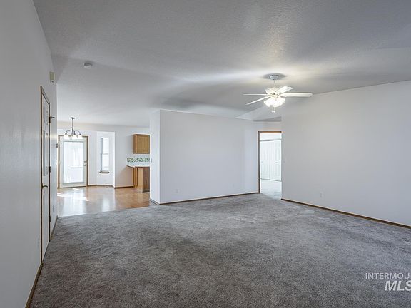 4th image of 346 B St