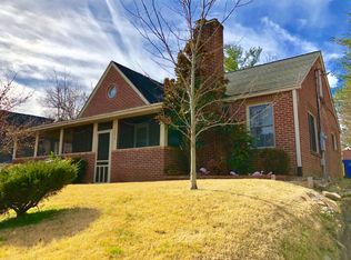 1233 N Main St, Hendersonville, NC 28792