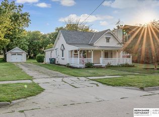 814 West St, Herman, NE 68029