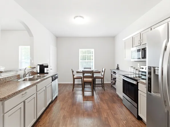 2511 Custer Dr, Dallas, TX 75216