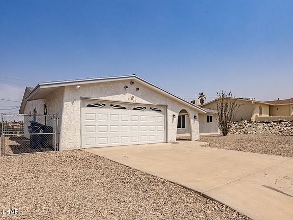2nd image of 3761 Comet Dr