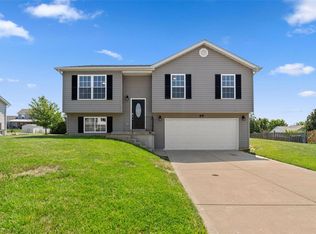 69 Matt Joyce Ct, Warrenton, MO 63383