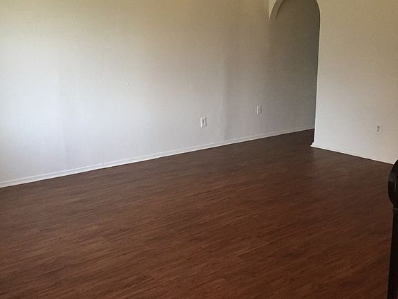 3rd image of 1764 Farleigh Ct
