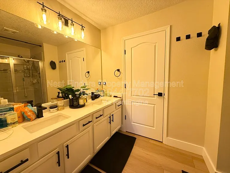 7039 Beauhaven Ct — Photo 12