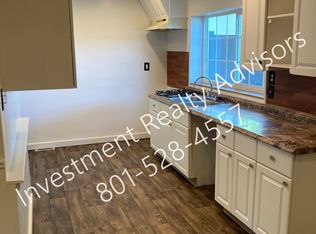 260 W Antelope Dr #4, Clearfield, UT 84015