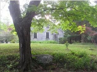 69 Hemlock St, Douglas, MA 01516