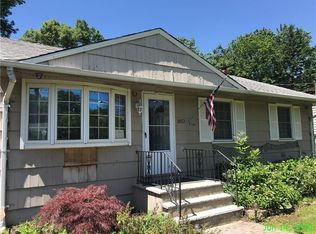 1057 Green St, Iselin, NJ 08830