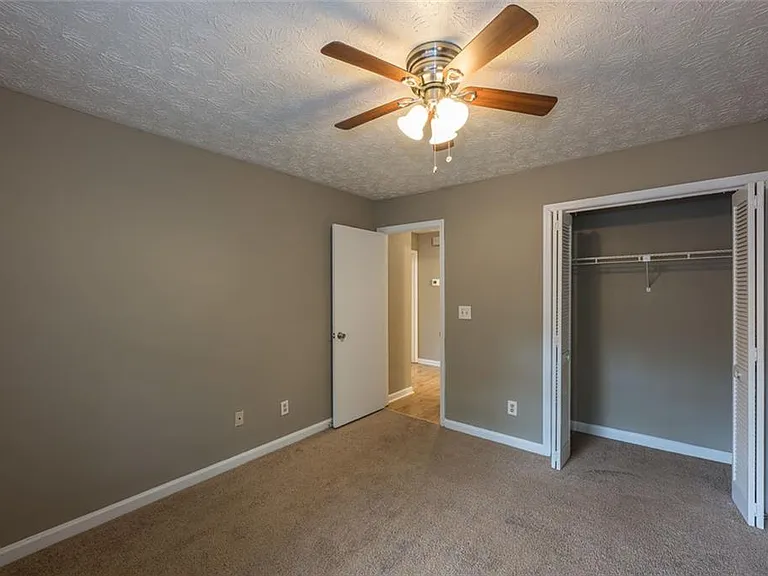 4838 Westridge Dr — Photo 16