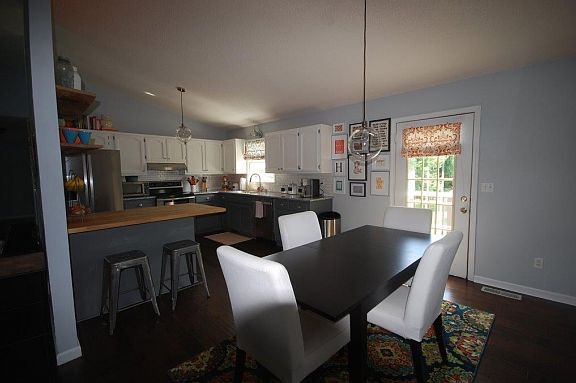 5th image of 312 Valley Dr