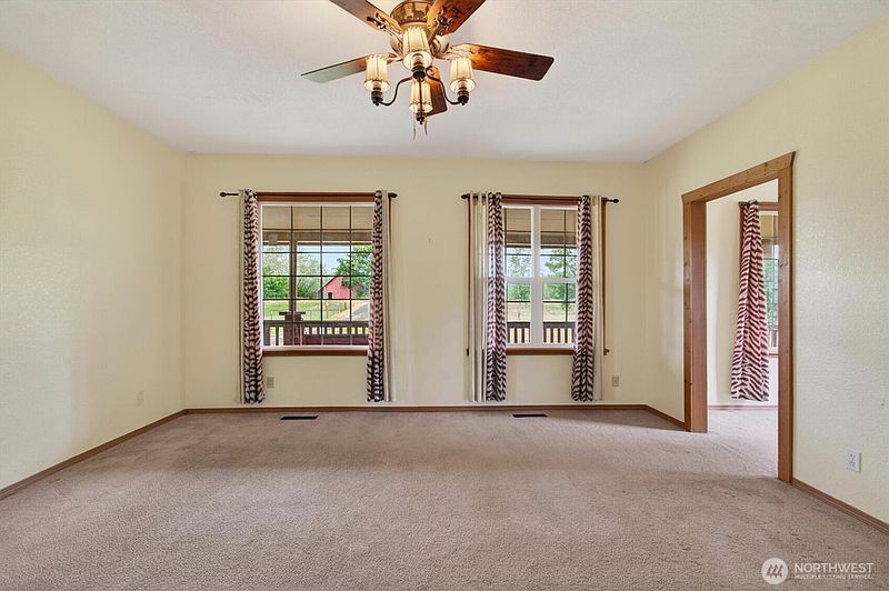5th image of 95 W Birnie Slough Road
