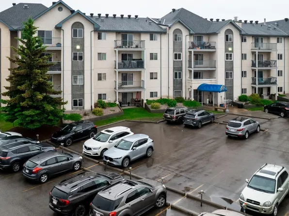6720 158th Ave NW #324, Edmonton, AB T5Z 3B1