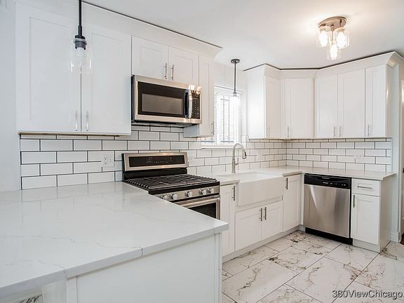 3rd image of 1037 W 103rd St
