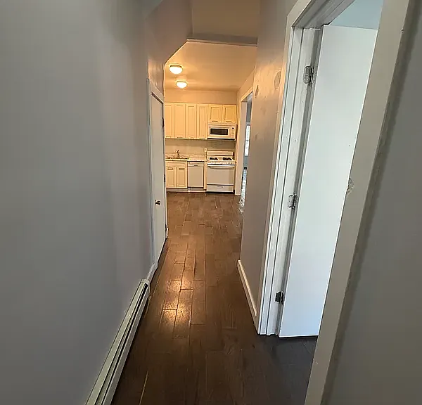 29 Bartholdi Ave — Photo 1
