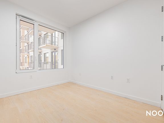 5th image of 1499 Bedford Ave #4W