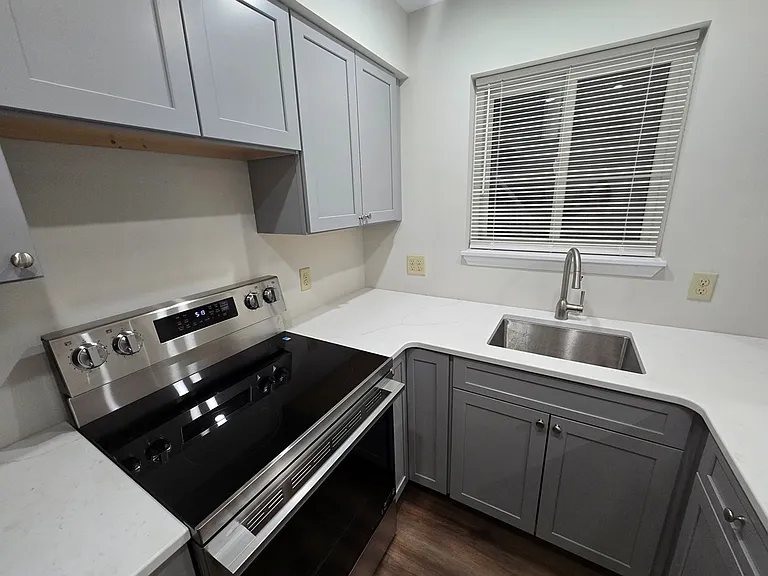 96 Davos Pointe #5 — Photo 15