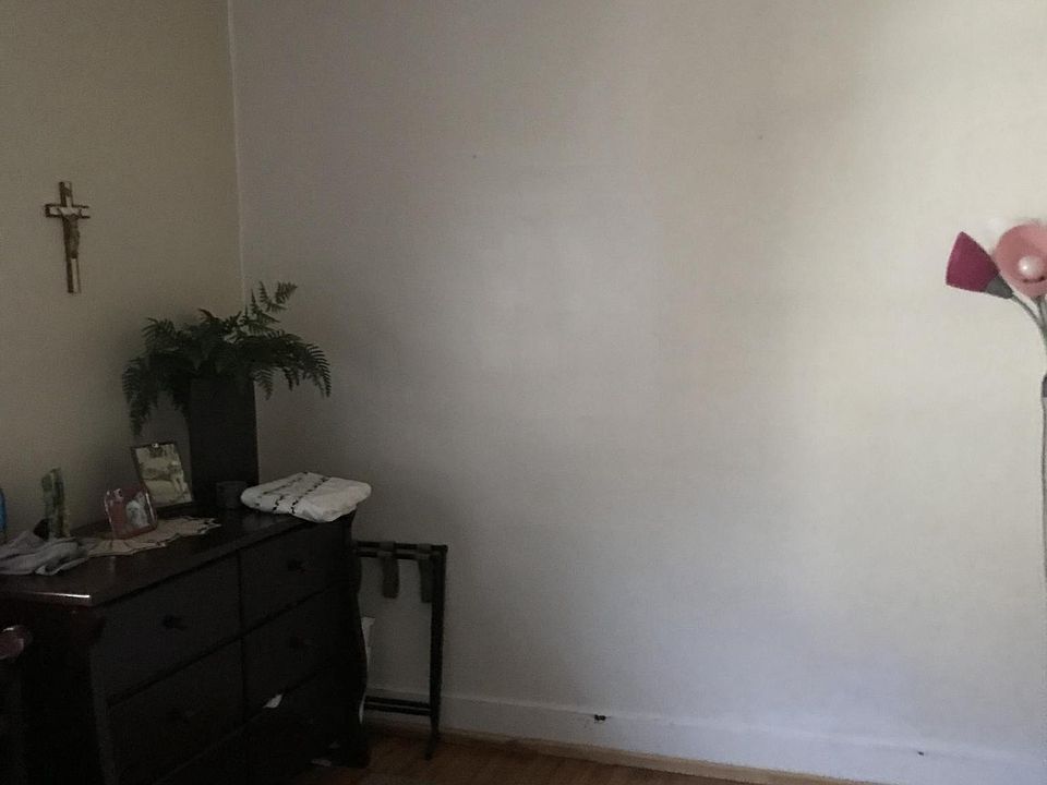 1st image of 4829 Grasselli Ave