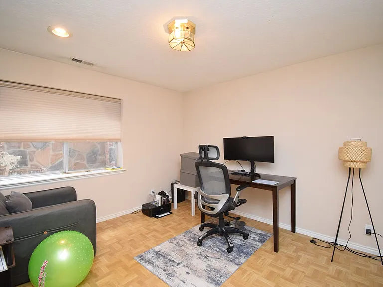 2122 E Rainbow Point Dr — Photo 19