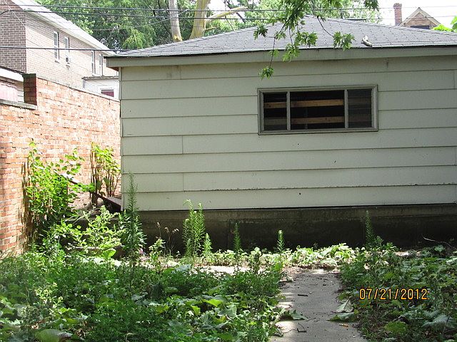 2nd image of 2233 S Drake Ave