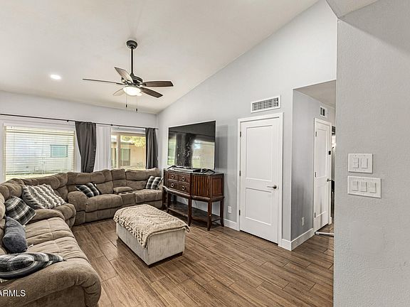 2nd image of 4535 W CONTINENTAL Drive