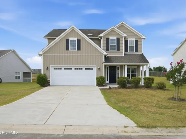 447 Avendale Drive, Rocky Point, NC 28457